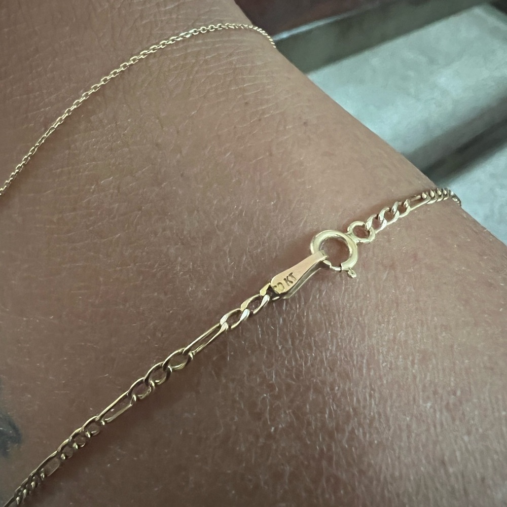 Elegant 14k Gold Figaro Anklet